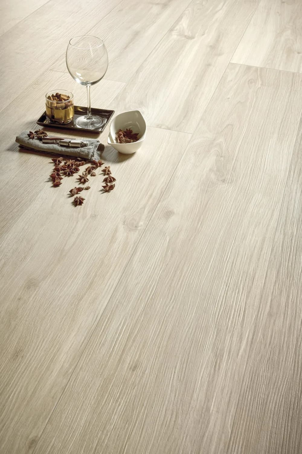 Carrelage effet bois Gazzini Les Bois Part Biarritz Acero Chi — AZER Bain & Carrelage Rennes